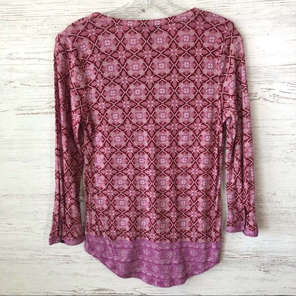 *3/$20* LUCKY BRAND Boho Bandanna V Neck Long Sleeve Floral Tee XS - Picture 6 of 6